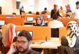 Sosyal medyayı en çok AKP ve MHP kullanıyor