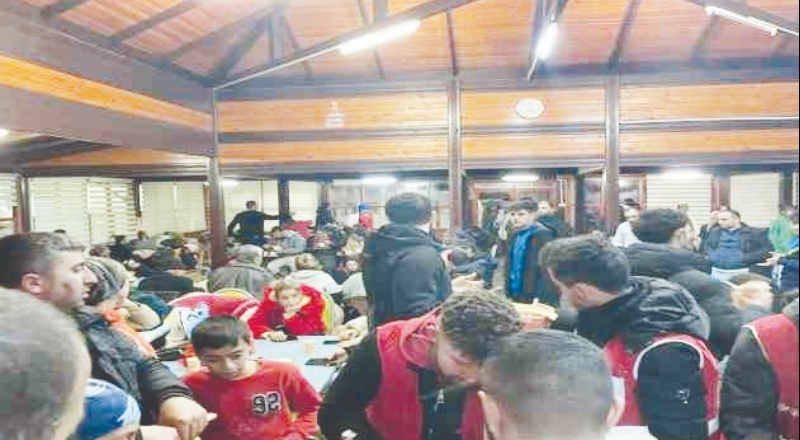Sosyal tesisler, 8 bin depremzedeye yuva oldu