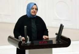 Sosyal yardımların yüzde 90'ını nakdi yapıyoruz