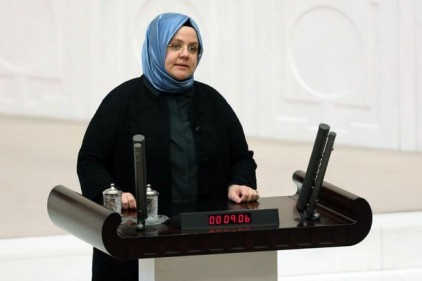 Sosyal yardımların yüzde 90&#039;ını nakdi yapıyoruz