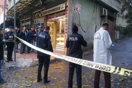 Soyguncuları kovalarken yanlışlıkla bir kadını vurdu