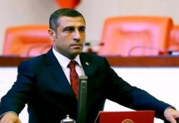 Sözcüklerin kifayetsiz kaldığı anlar vardır