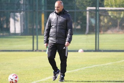 Sözeri kazanan kadroyu bozmayacak,