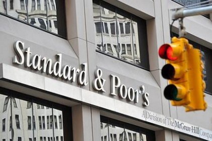 S&P Türkiye&#8217;den sonra 4 Türkiye Bankası&#8217;nın da notunu düşürdü 