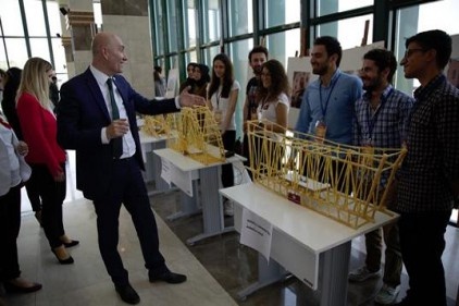 Spagettiden Köprüler Kıyasıya Yarıştı