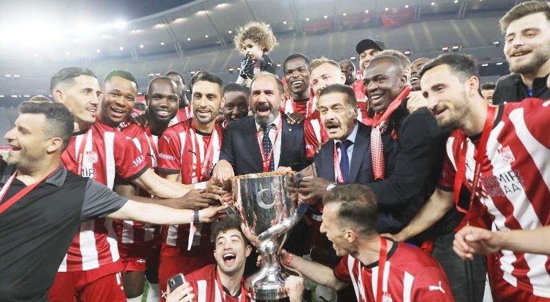 Spor kulüpleri, Sivasspor’u kutladı