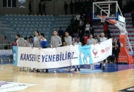 Spor salonlarından Dünya Kanser Günü'ne destek 