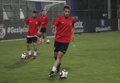 Spor Toto 1. Lig'in ilk haftasında Denizlispor ile karşılaşacak olan takımımız, hazırlıklarını sürdürüyor