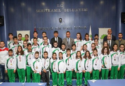 Spora ve sporcuya yapılan yatırımlar meyvelerini veriyor