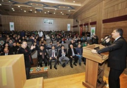 “Sporcuların akademik başarılarına ve kişisel gelişimlerine önem veriyoruz”