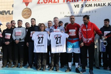 Sporuyla, genciyle, kadınıyla yükselen Gaziantep için koşuyoruz