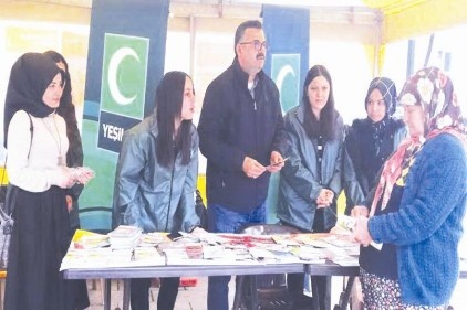 Stant açarak bağımlılık bilincinin geliştirilmesine katkı sağladılar
