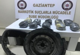 Stepne lastik arasında 10 kilo uyuşturucu 