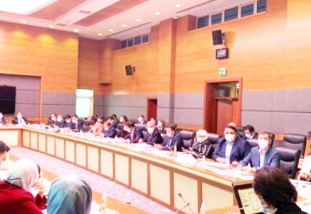 STK’lere kayyım atama yetkisi veren madde kabul edildi