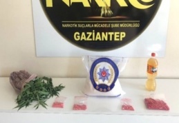 Stop lambasında uyuşturucu sevkiyatına polis engeli 