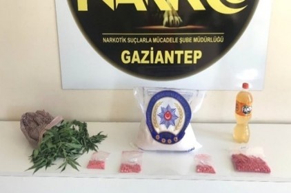Stop lambasında uyuşturucu sevkiyatına polis engeli 