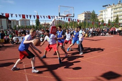 &#8216;&#8217;Streetball Turnuvası&#8217;&#8217; yapıldı