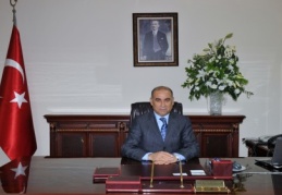 'Şu anda bu toplumda herkesi beyaz yakalı görmek istiyoruz"