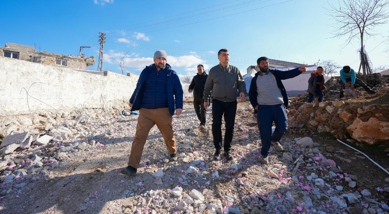 Şu anda enkaz kaldırma çalışmalarıyla ilgileniyoruz