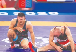 Süleyman Karadeniz, yarı finalde