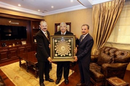Süleyman Kılınç, Abdulkadir Konukoğlu&#8217;nu ziyaret etti