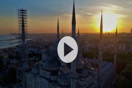 Sultanahmet Camii'nin gün batımıyla birleşen eşsiz manzarası havadan görüntülendi