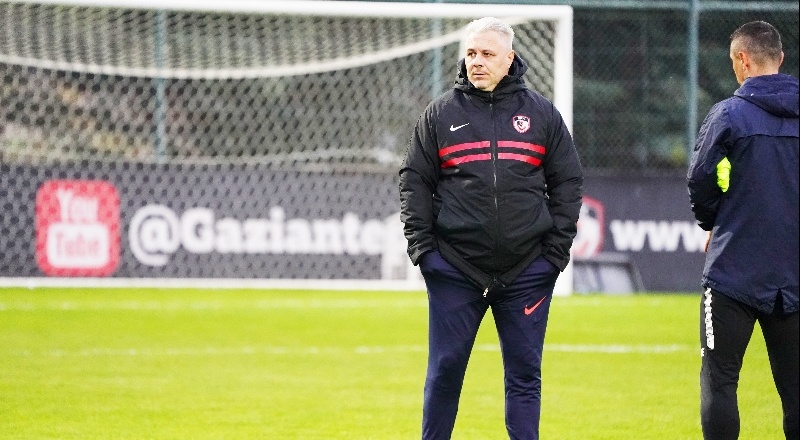 Sumudica, Fenerbahçe ile karşılaştığı 2 maçta evinde 0-5 yenildi
