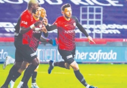 Süper Lig'de 7. haftanın ardından şampiyonluk oranları değişti!