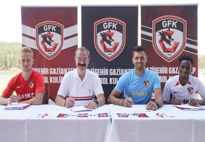 Süper Lig'de adından söz ettirecek bir kadro kurmak istiyoruz