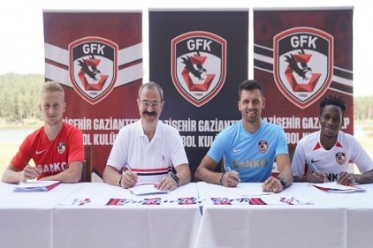 Süper Lig&#039;de adından söz ettirecek bir kadro kurmak istiyoruz