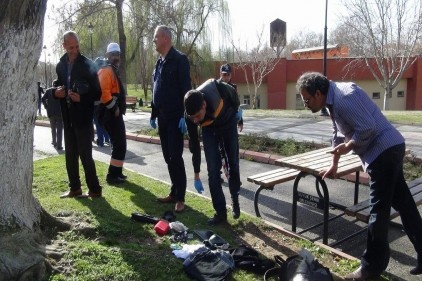 Şüpheli çantada elektronik eşya ve elbise vardı