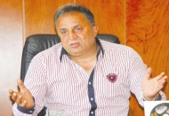 Süral gitti, Şahan geldi 