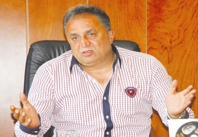 Süral gitti, Şahan geldi 