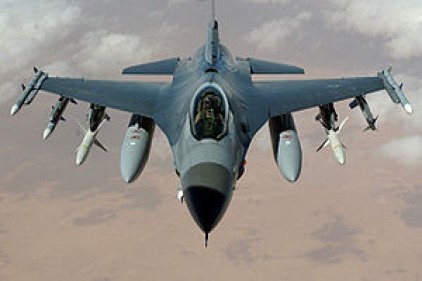 Suriye füze sistemi Türk F-16 uçağını taciz etti