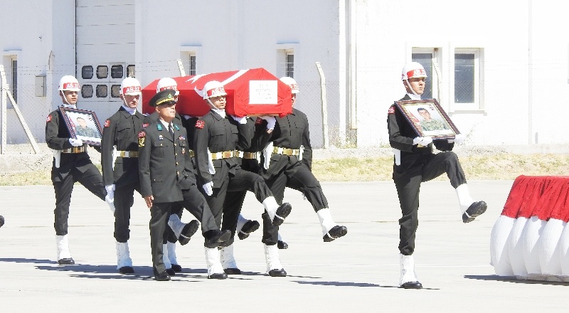 Suriye şehitlerinin cenazeleri memleketlerine gönderildi