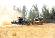 Suriye sınırına tank, obüs ve mühimmat konuşlandırıldı
