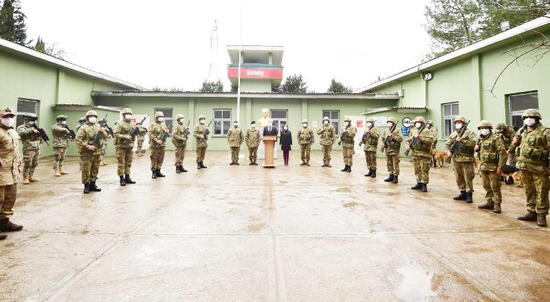 Suriye sınırında hendekler kazılıyor