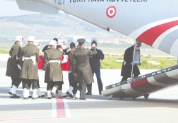 Suriye'de şehit olan Uzman Onbaşı Çakır memleketine uğurlandı