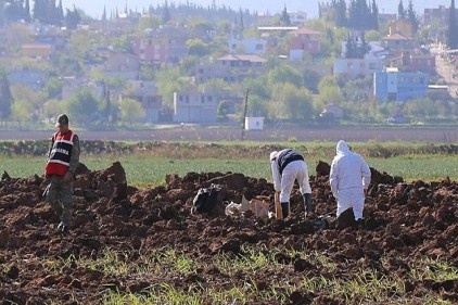 Suriye&#8217;den atılan 3 top mermisi Türkiye&#8217;ye düştü