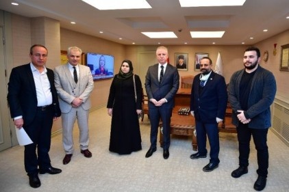 Suriyeli doktorlardan koronavirüs ile mücadeleye destek 