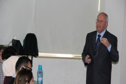 Suriyeli gençleri geleceğe hazırlıyorlar