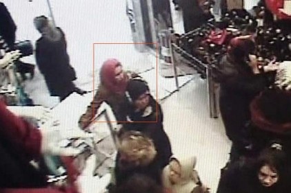 Suriyeli hırsızlar güvenlik kamerasına takıldı 