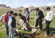 Suriyeli öğrenciler hatıra ormanı dikti