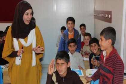 Suriyeli öğretmenler Türkçe öğretecek 
