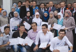 Suriyeli sığınmacı gençlere sınavsız üniversite ayrıcalığı