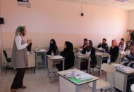 Suriyeli sığınmacılara Türkçe eğitimi veriliyor