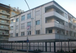 Suriyeliler boşalttı, binaya kiralık levhası asıldı