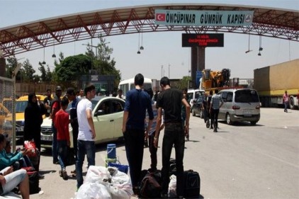 Suriyeliler savaşa rağmen ülkelerine dönüyor