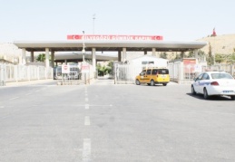 Suriyelilerin geçişine izin verilmedi