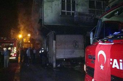 Suriyelilerin kaldığı evde yangın çıktı
